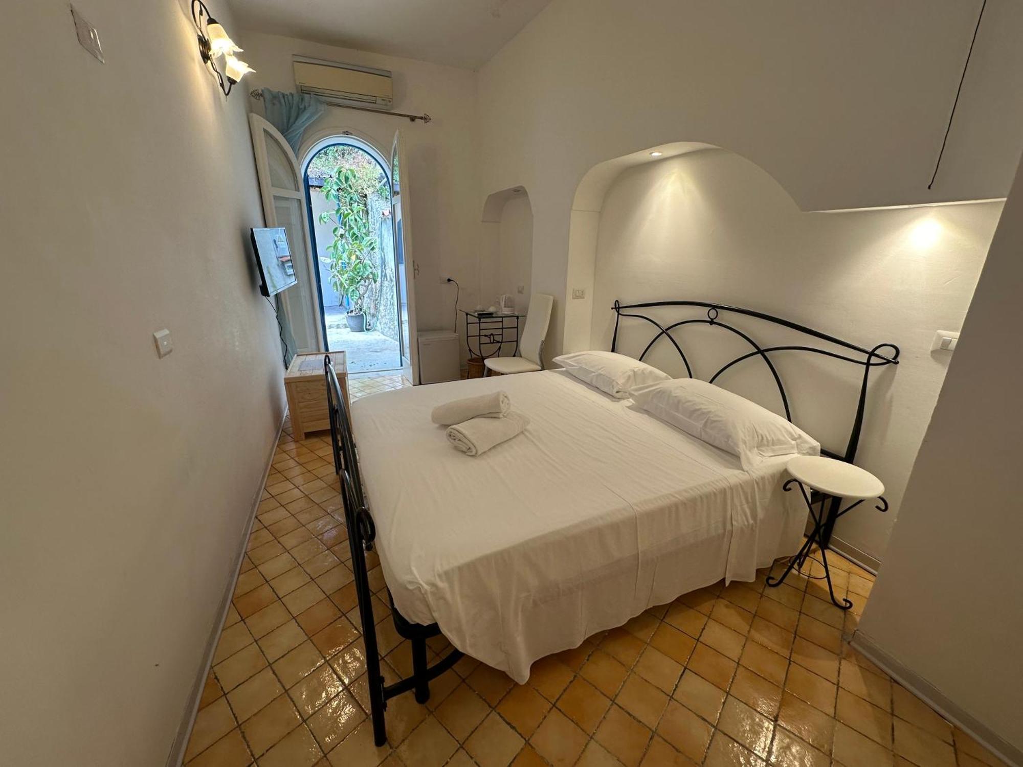 Rada Azzurra Hotel Amalfi Exterior photo